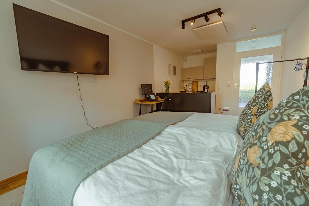 Studio Apartment Mit Parkplatz Oberesslingen Экстерьер фото